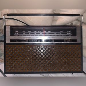 Radio old